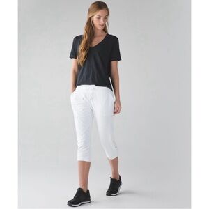 Lululemon Studio Crop II (Lined)